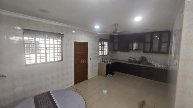 Double storey taman kota pendamar port klang 1