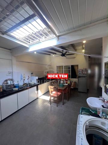 Fully Renovated Landed Single Storey Terrace Jelutong Greenland 1