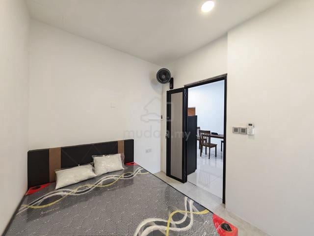 Paragon Residences @ Straits View 1