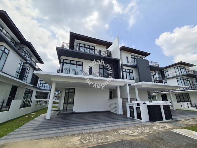 BRAND NEW 2.5 Storey Semi-D Senna Residence, Presint 12 1