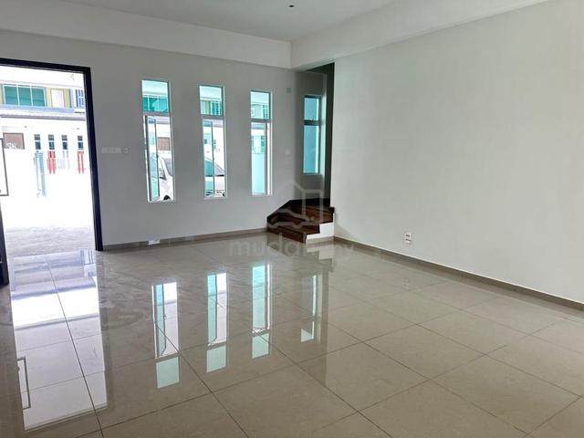 Parklane @ Taman Bukit Sepangar 1
