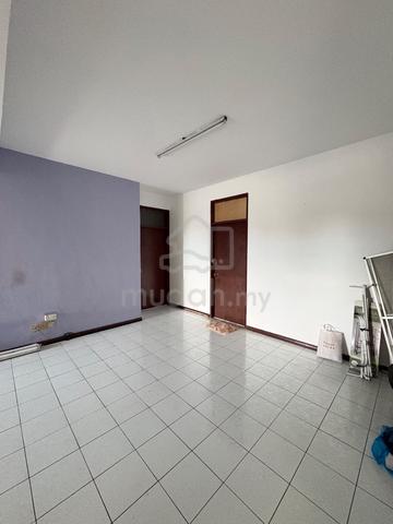 Room Only Regency Park Apartments 1