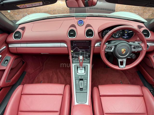 2023 Porsche BOXSTER 718 Free Service - 5
