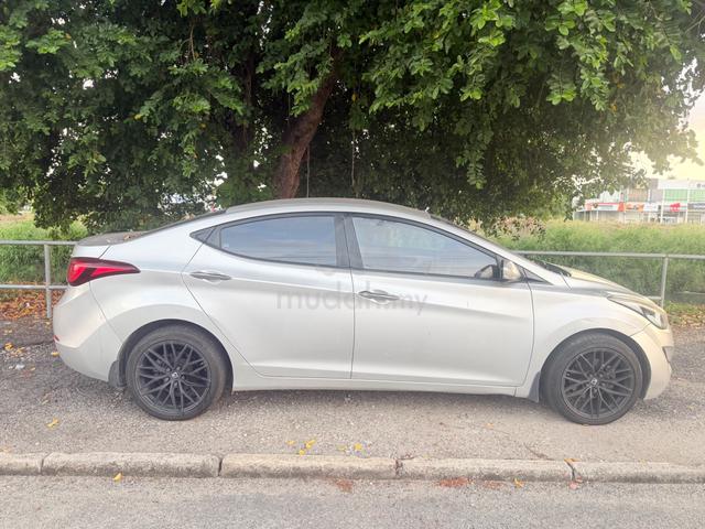 2015 Hyundai ELANTRA 1.6 PREMIUM FACELIFT (A) - 3