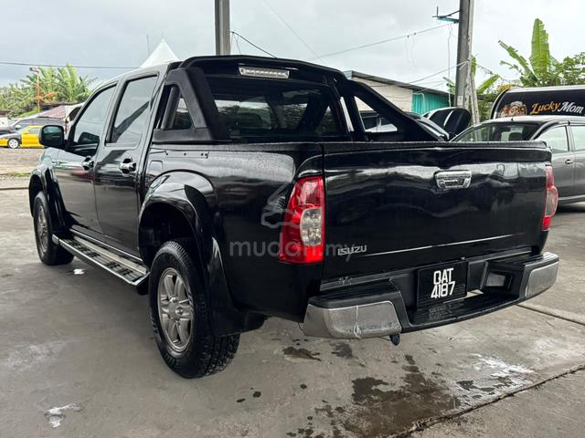 Isuzu Dmax 4×4 3.0 (A) 2010 QAT 4187 - 4