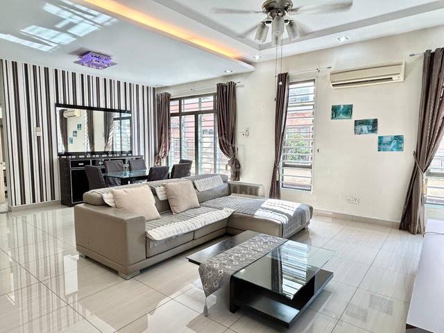 The Peak 2Storey Cluster House Fully Furnished @ Bandar Putra Kulai 1