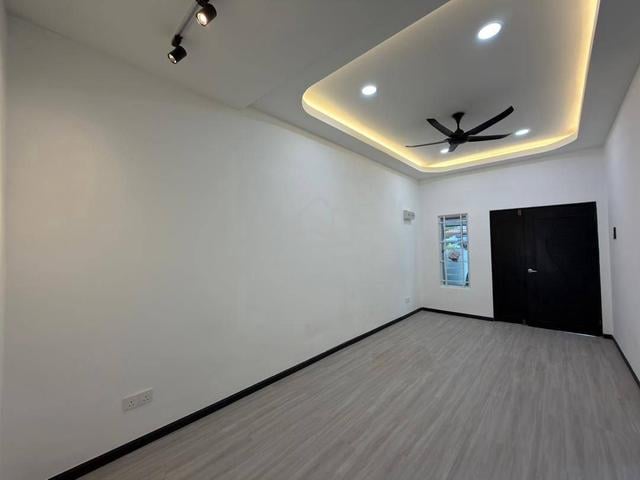 FULL LOAN RENOVATED 💥 Single Storey Senawang Indah Senawang Seremban 1