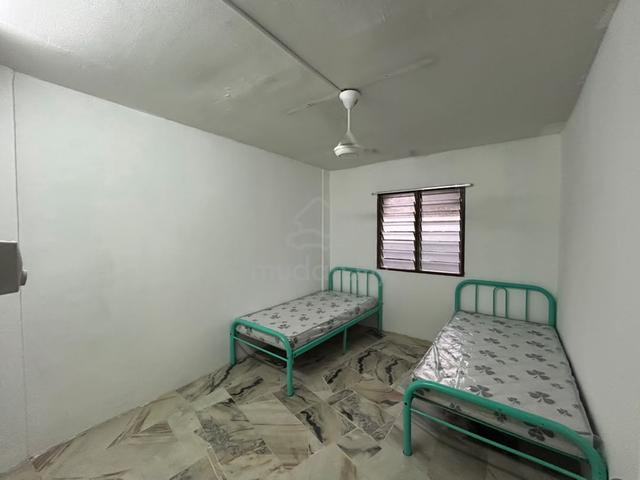 Flat PKNS Seksyen 7 Shah Alam 1