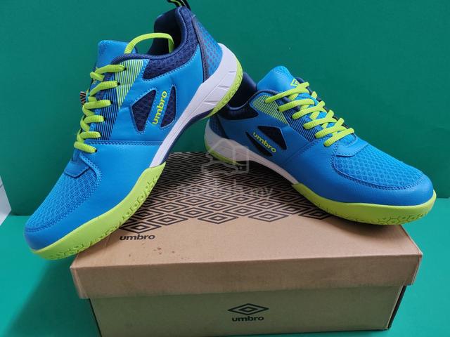 ITEM BARU_Kasut Sukan Badminton UMBRO size 8uk - photo 3 of 6