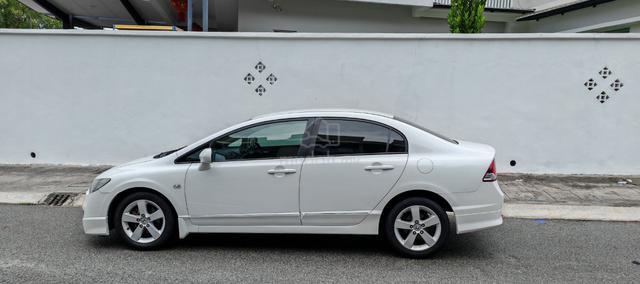 2011 Honda CIVIC 1.8 I-VTEC (A) - 3