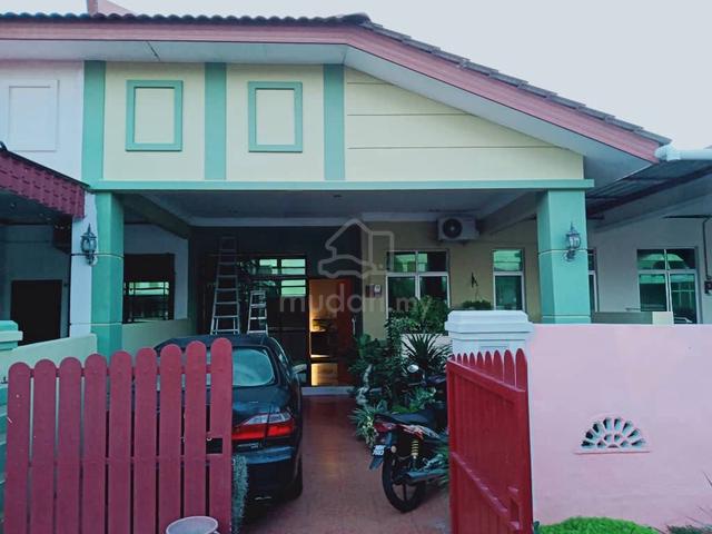 Teres Setingkat Taman Krubong Perdana 1