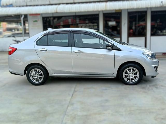 2017 PERODUA BEZZA 1.3X Auto - 4