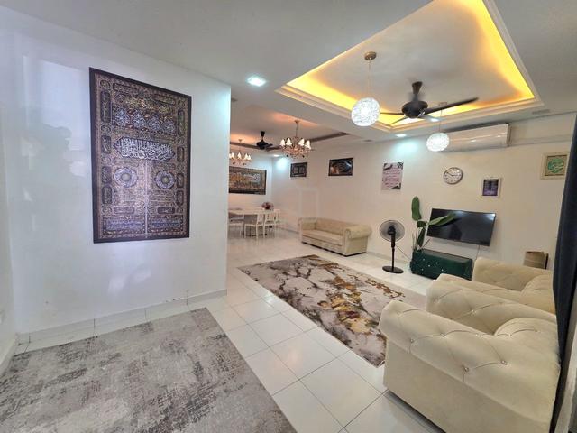 FULLY RENO ! Double Storey Terrace, Taman Jelok Impian Kajang 1