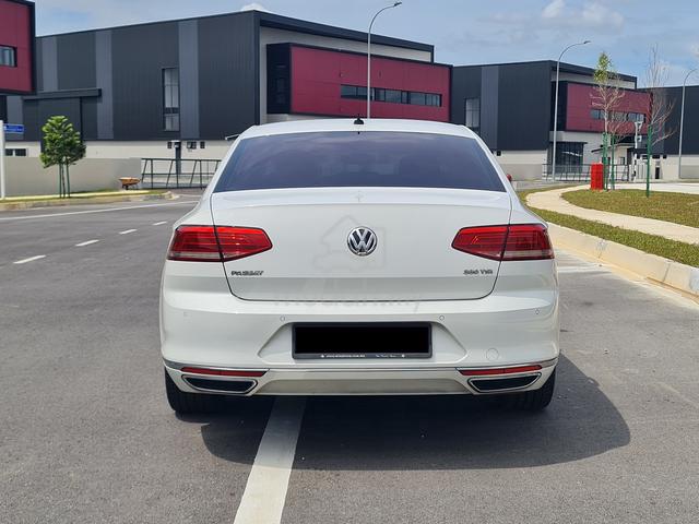 Volkswagen PASSAT 2.0 TSI HIGHLINE (CKD) (A) VW B8 - 4