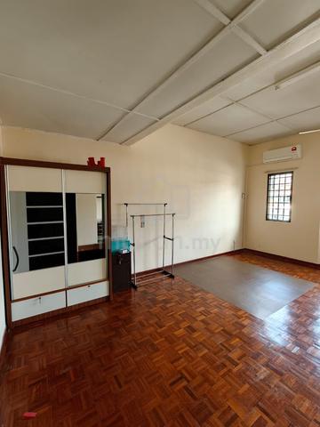 Kulai Indahpura 2 storey house near shoplot 1