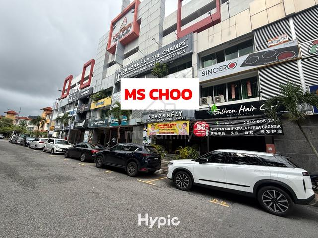 Kenari Avenue shop office attached 2 cp 1335 sq ft partly renovated 1