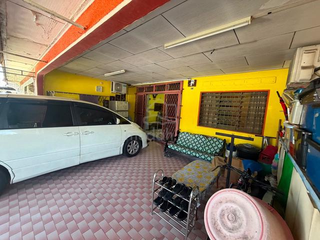 Single Storey Near Paradigm Mall 1