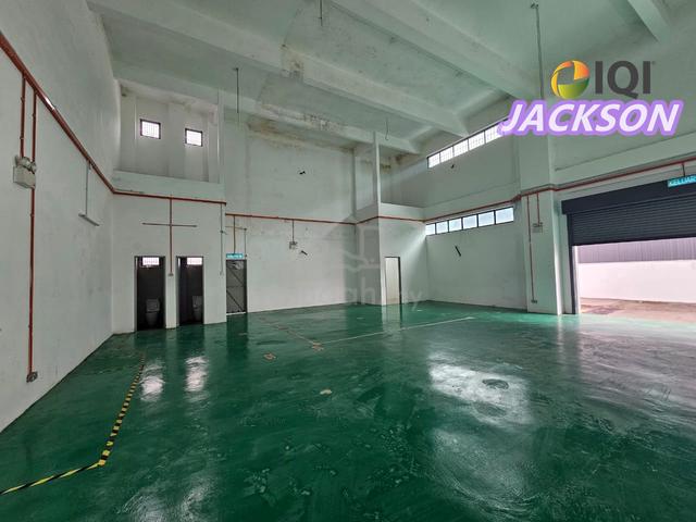 Tmn Industri Teguh 3 Sty Semi D Factory Rent Nice Condition Unit!! 1