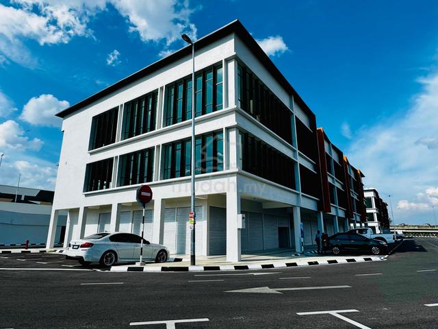 Westfield Points Commercial XL Corner Shoplot For Rent 3