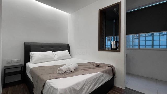 Api-Api Apartment 1