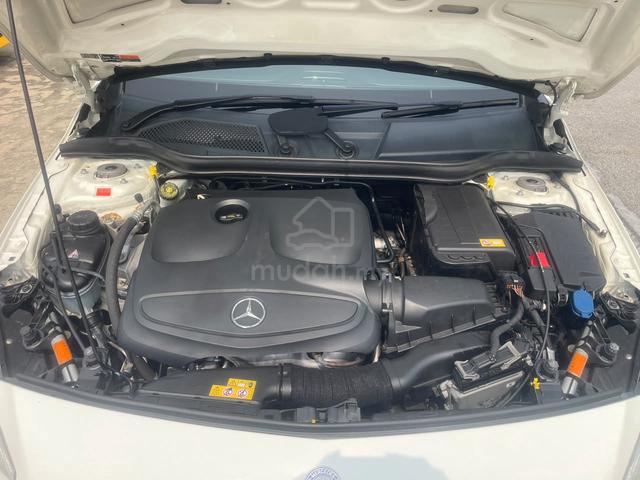 2014 Mercedes Benz A-CLASS 1.6 180 (A) One Owner - 5