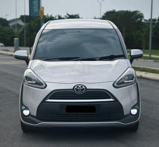 2017 Toyota SIENTA 1.5 V (A) - 2