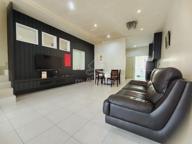 2 Storey House at Mount Austin For Rent 1