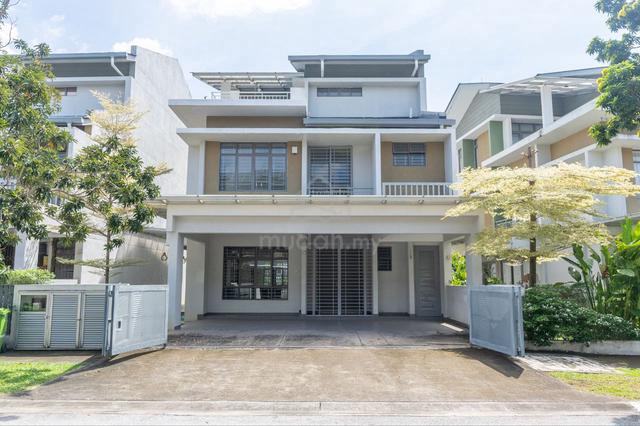 2.5 Storey Bungalow Danau Mutiara Presint 16 1
