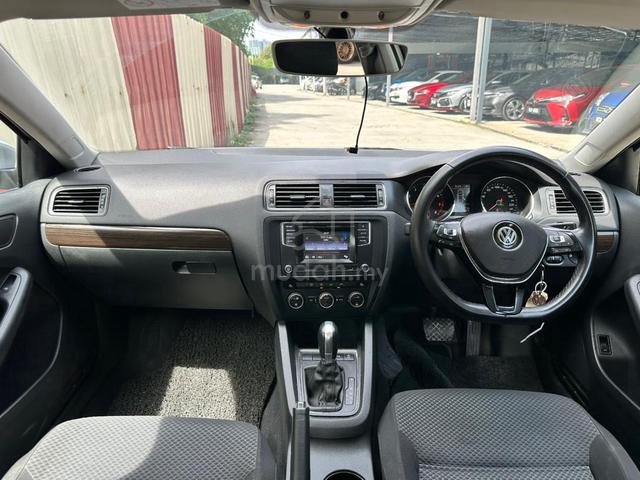 2017 Volkswagen JETTA 1.4 TSI TRENDLINE (CKD) - 4