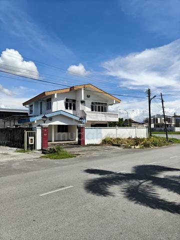 Double storey detached house at Hui Sing fronting main road for saleš” 1