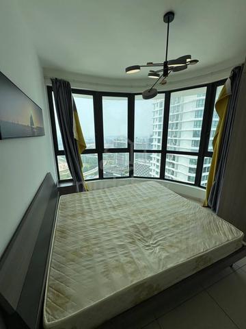The M @ Medini Macrolink 1