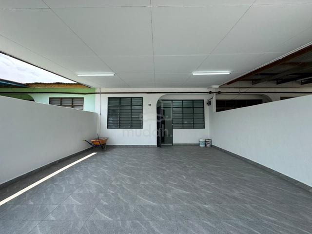 Rumah Freehold 4 Bilik Untuk dijual - TAMAN MANTIN BAHARU 1