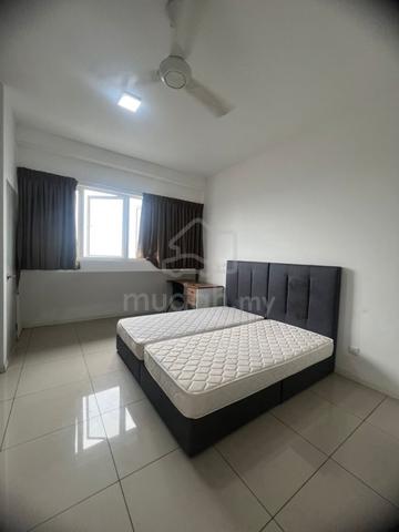 Nadayu 801 Master Room For Rent, Mixed Gender Only, Brand New Unit 1