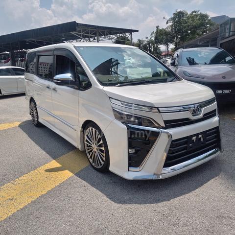 2021 Toyota VOXY 2.0 ZS KIRAMEKI III (A) - 1