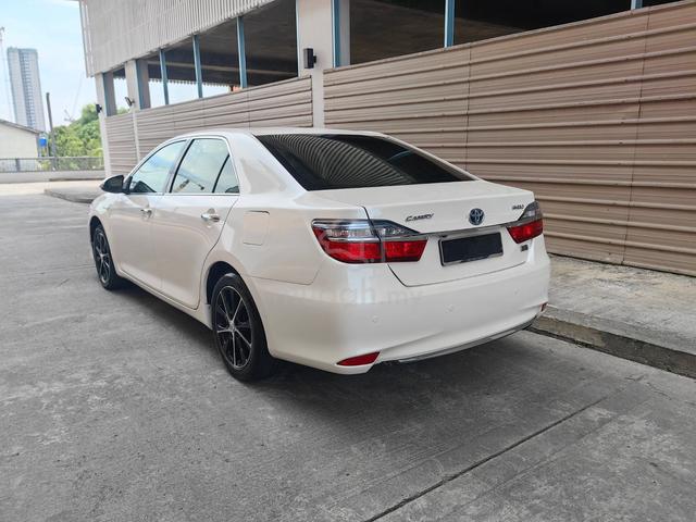 2015 Toyota Camry Hybrid 2.5 Luxury (A) - 3
