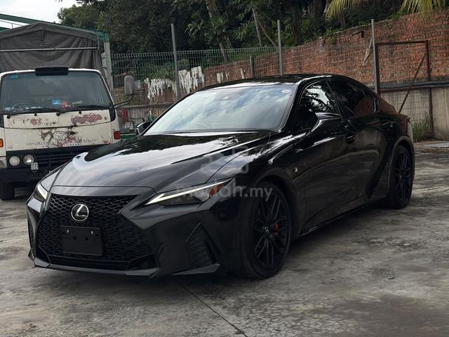 2023 Lexus IS 300 2.0 F Sport Mode Black EDT. 10K - 1