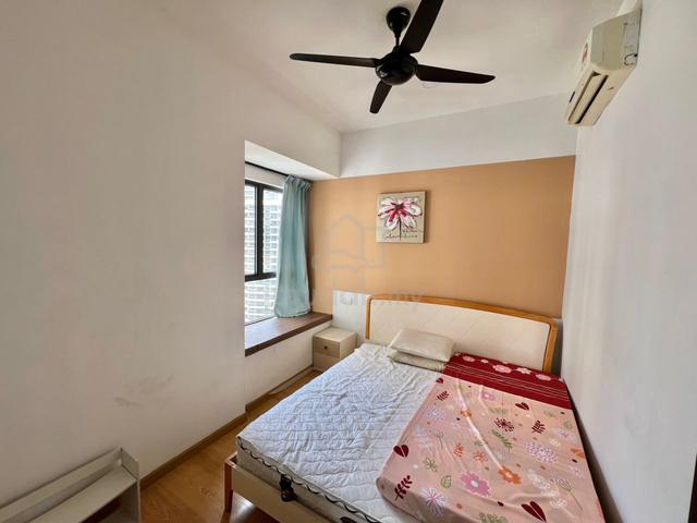 Room for rent at Country Garden Danga Bay  1
