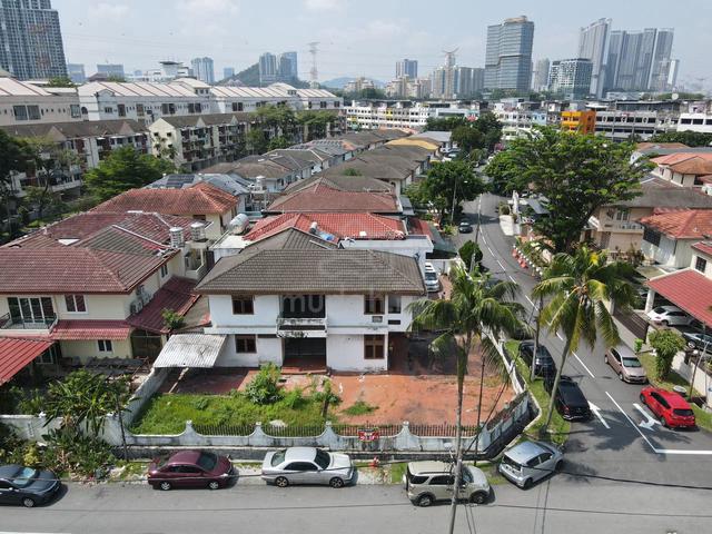 Corner Double stoley Semi-Detached @ Sale Taman Maluri kL 1