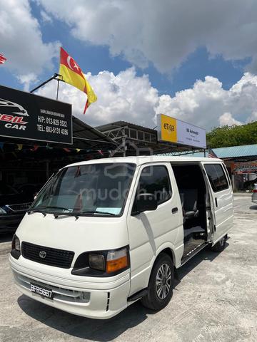 1999 Toyota HIACE 2.4 LH112R (M) - 1