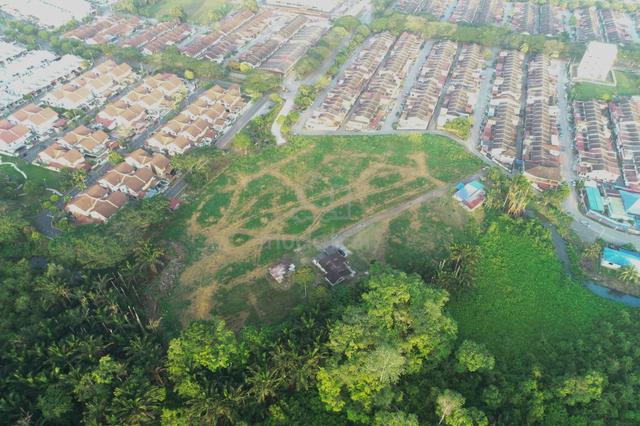 LAND For Rent/ TANAH Untuk Disewa, Segamat 1