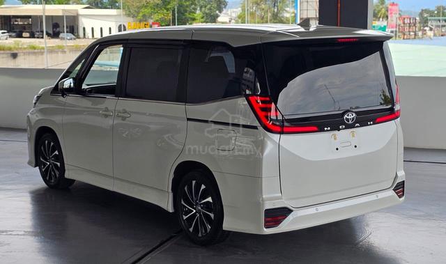 Toyota NOAH 2.0 SZ 2024 - 4
