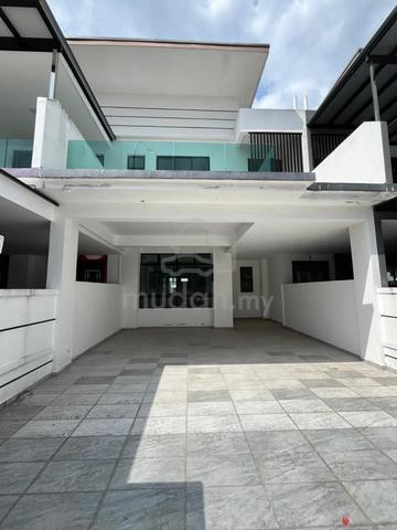 Taman Bestari Indah, Ulu Tiram | Fully Extend | 2 Storey 屋主亏本卖 1