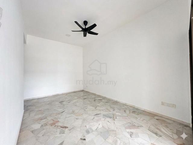 Single Storey House Jalan Teratai Johor Jaya Near Highway & Aeon 1