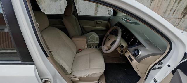 2010 Nissan GRAND LIVINA 1.6 IMPUL (A) - 4