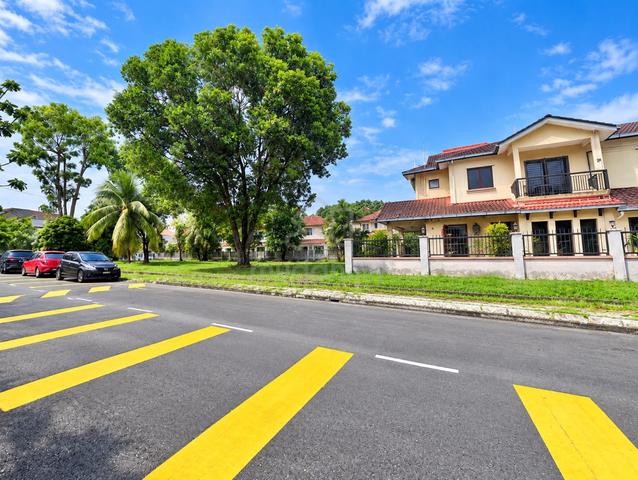 FACING OPEN ⭐ 2 Storey Terrace Jalan Platinum Seksyen 7 Shah Alam 1