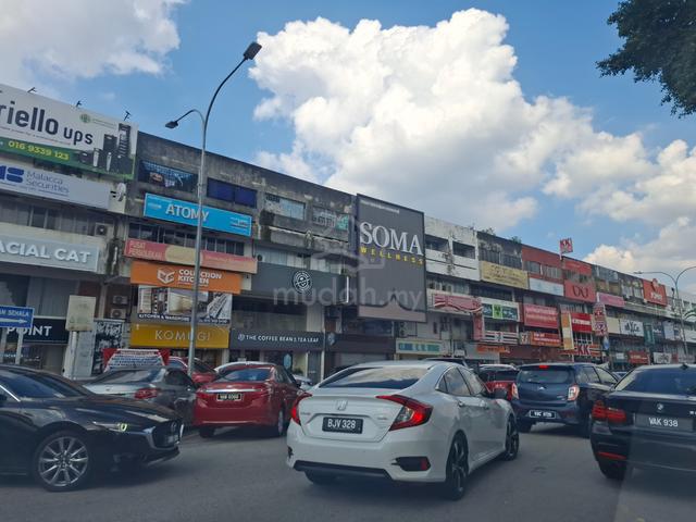 SS2 Petaling Jaya Ground Floor Shop 1800 Sf Face Main Road For Rent 1