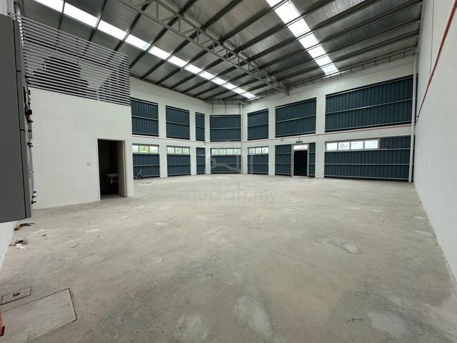 Saga Light Factory For Rent in Sungai Petani. Adjoining Unit available 1