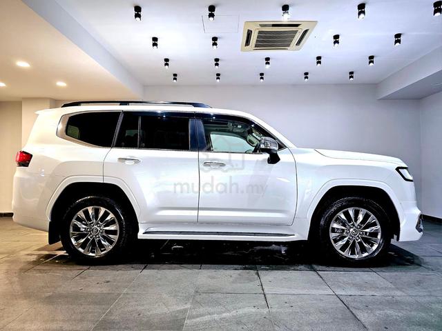 2022 Toyota LAND CRUISER 3.3d J300 Unreg Gred 5A - 2