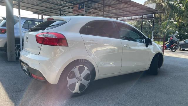 2014 Kia RIO 1.4 UB (A) - 5