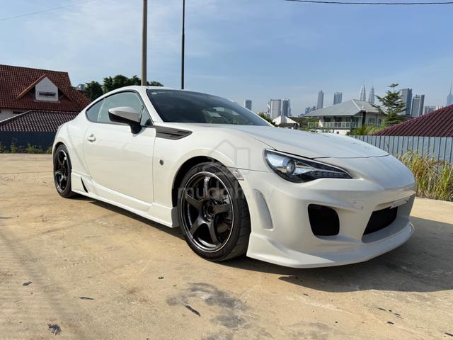 2021 Toyota 86 MANUAL 2.0L,Body kit,18rim,Muffler - 1